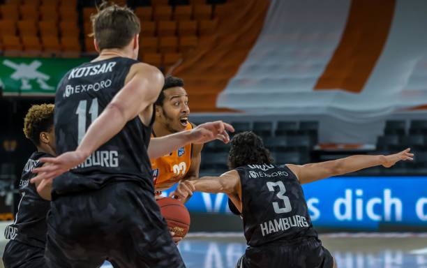 并在加赛中 并在加赛中